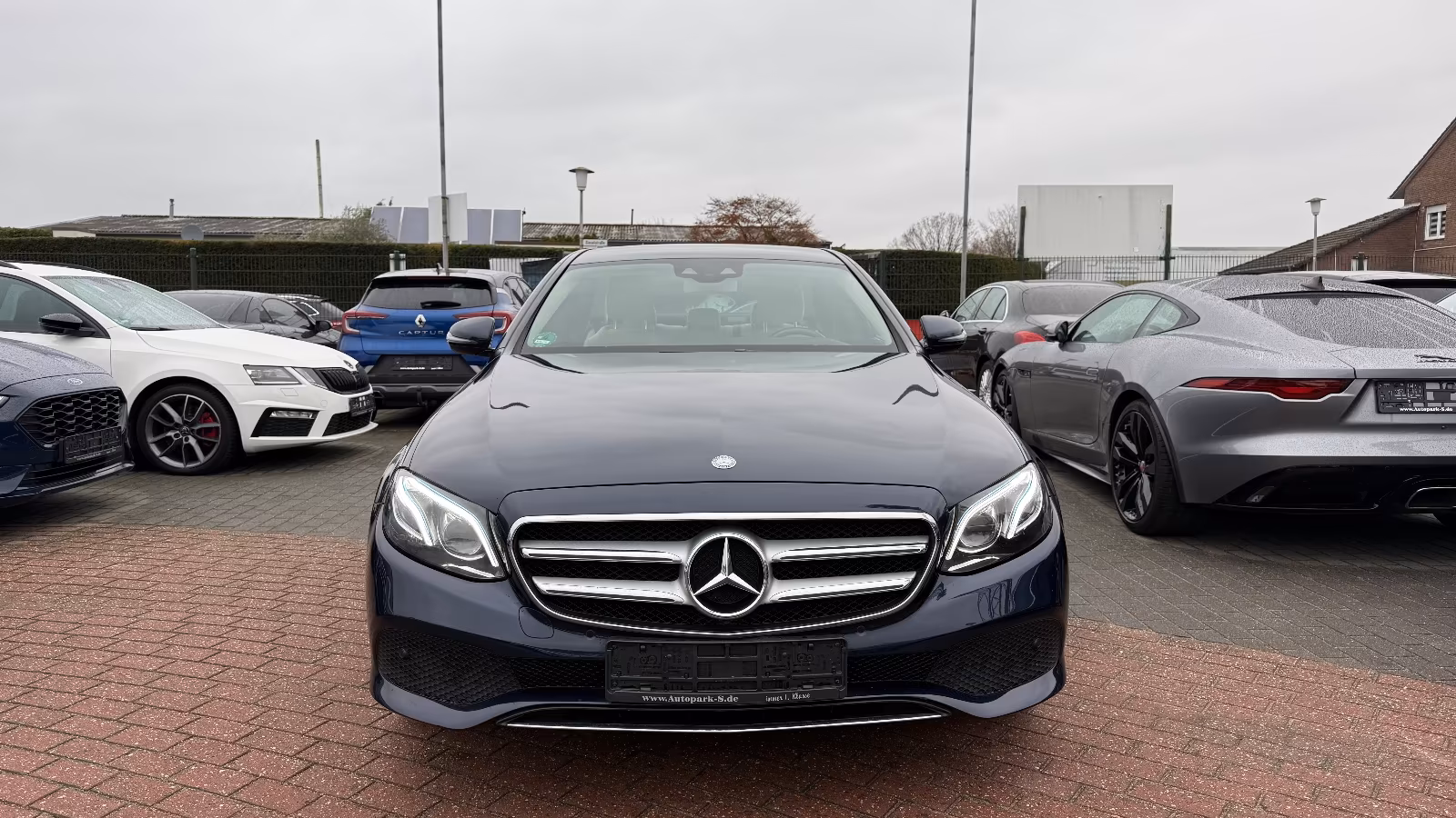 Mercedes-Benz E 220 фото 2