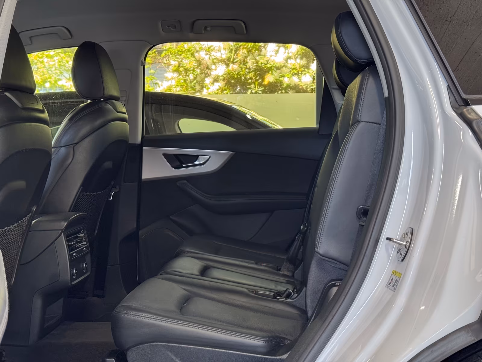 Audi Q7 quattro фото 10
