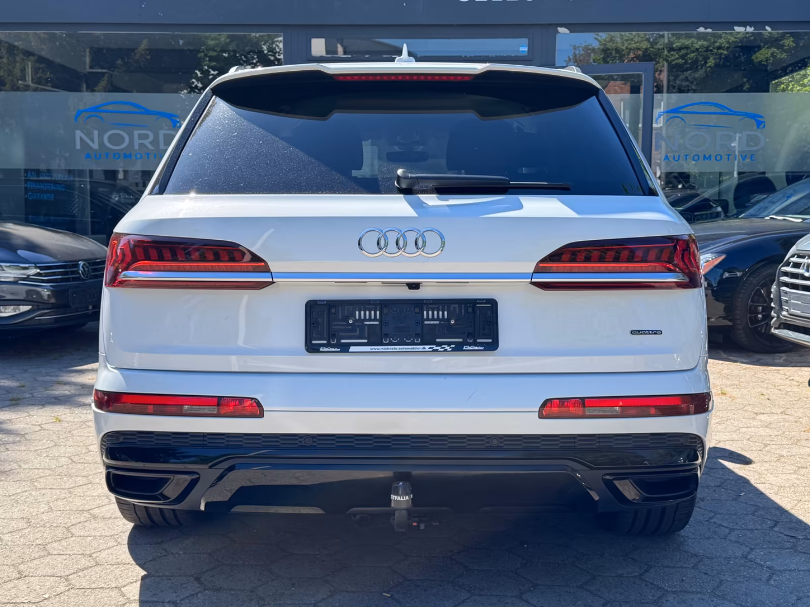 Audi Q7 quattro фото 5